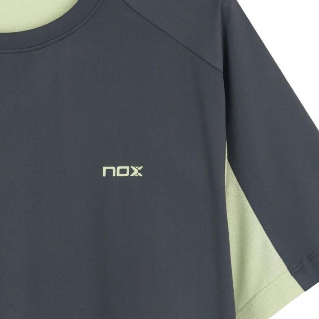 camiseta-nox-pro-gris-carbon-1-es-4-1100x1100.webp