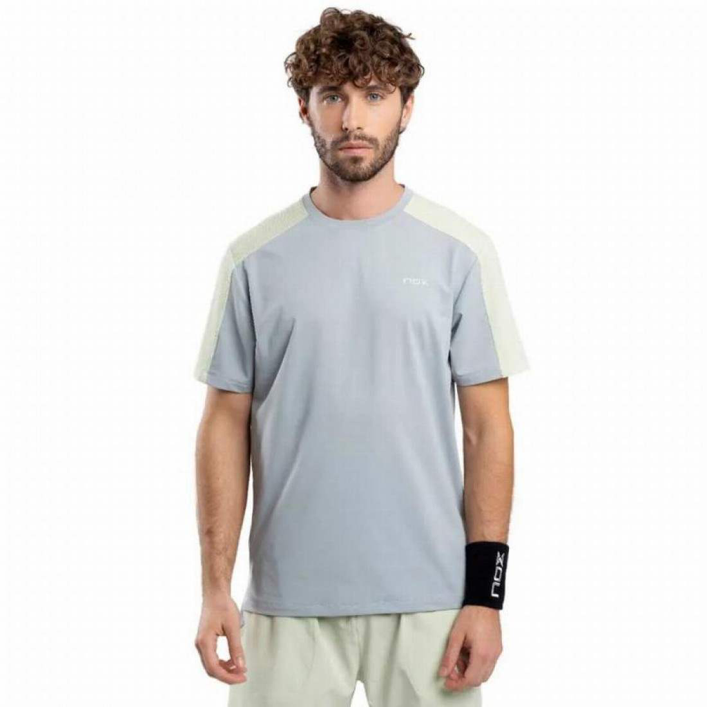 camiseta-nox-pro-gris-neblina-1-es-2-1100x1100.webp