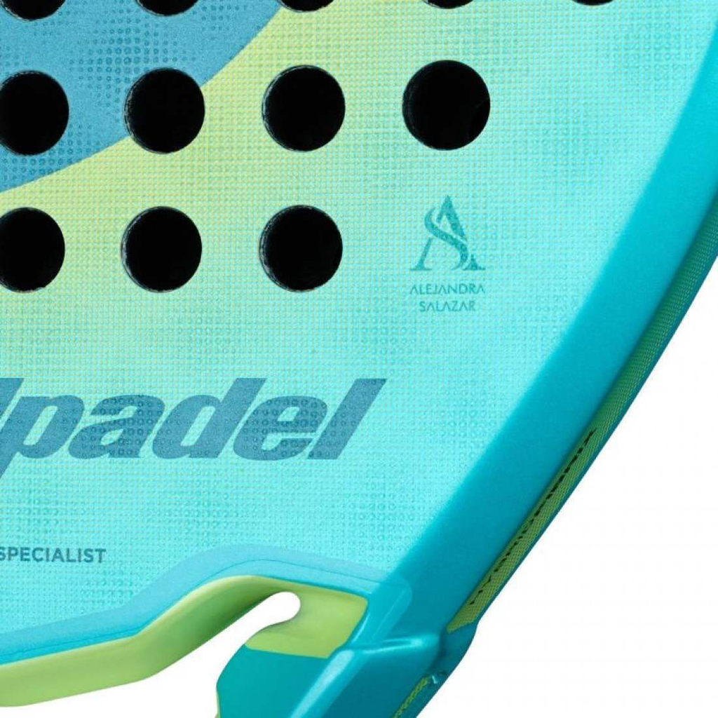 pala-bullpadel-ale-salazar-flow-woman-2025-1-es-7-1100x1100.webp
