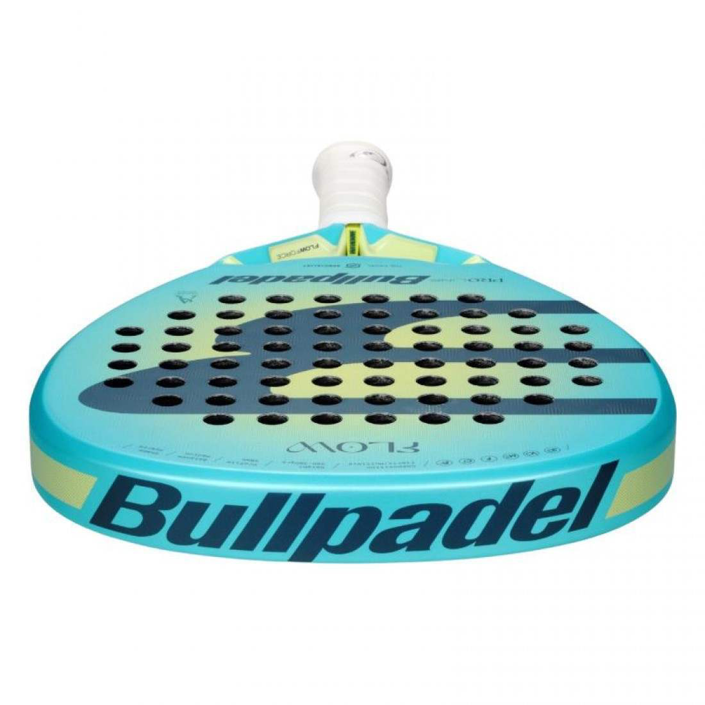 pala-bullpadel-ale-salazar-flow-woman-2025-1-es-3-1100x1100.webp