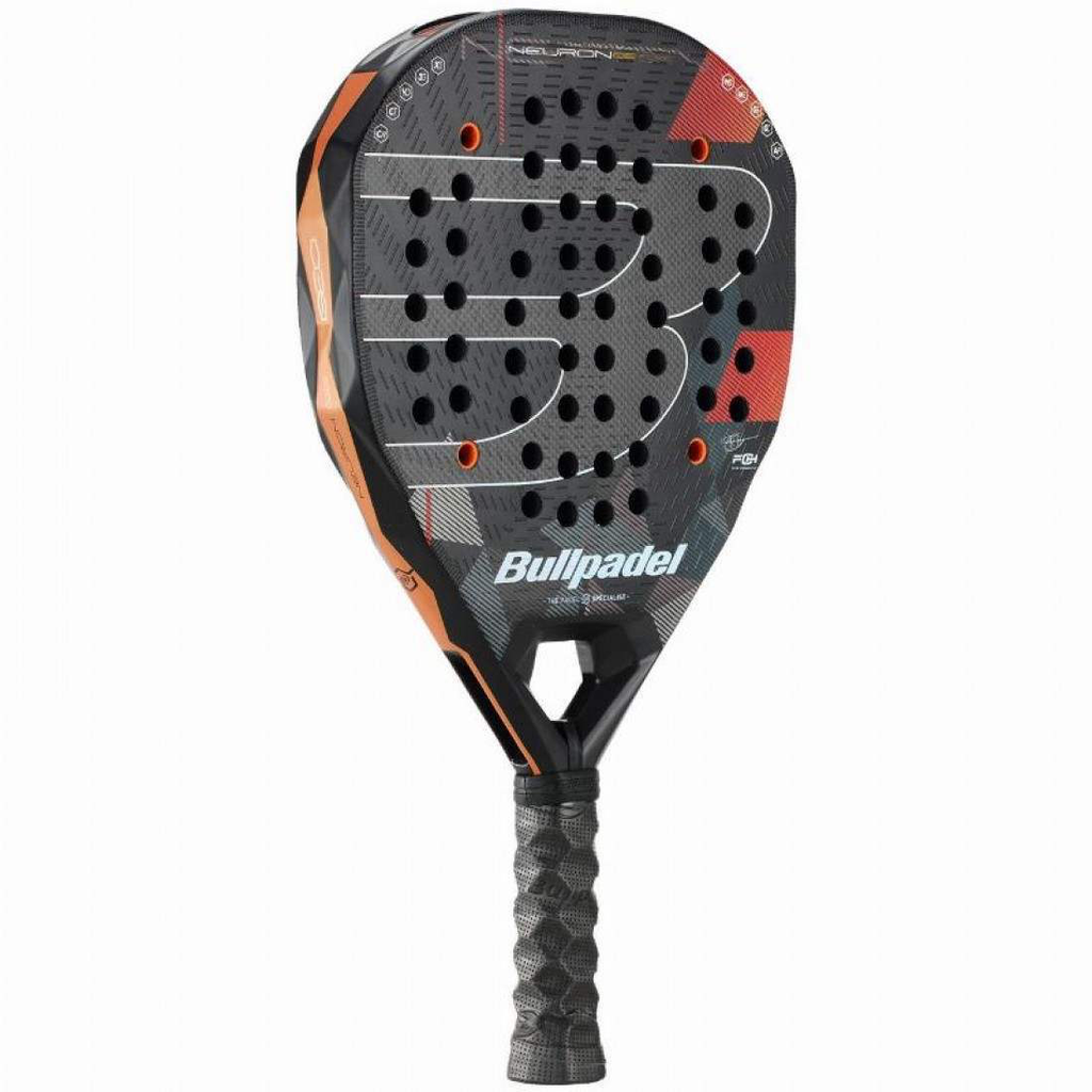 pala-bullpadel-chingotto-neuron-02-edge-2026-es-1-1100x1100.webp