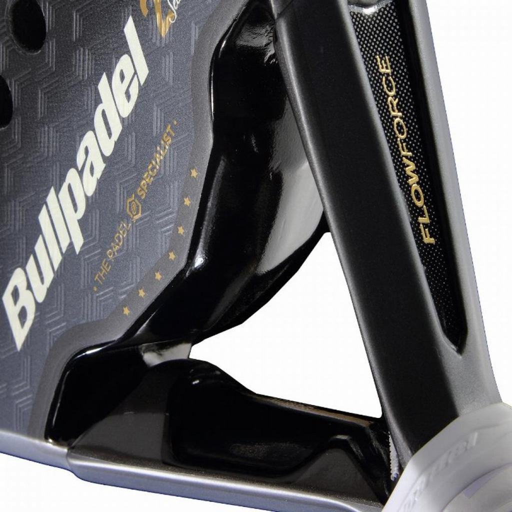 pala-bullpadel-ale-salazar-flow-legend-2026-es-6-1100x1100.webp